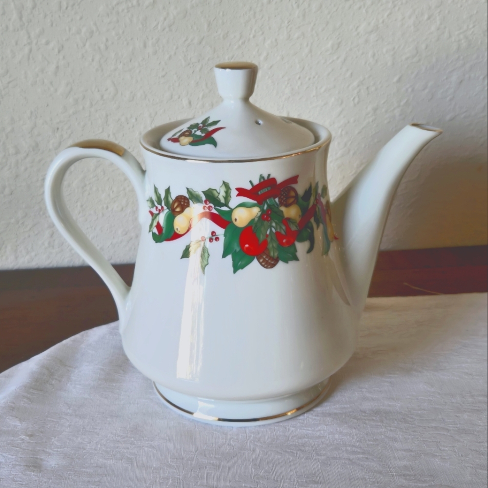 Christmas Coffee Pot